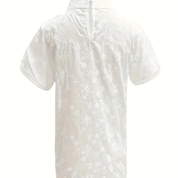 White Floral Lace Women's blouse 
 XXL 42-45” - Picture 6 of 6